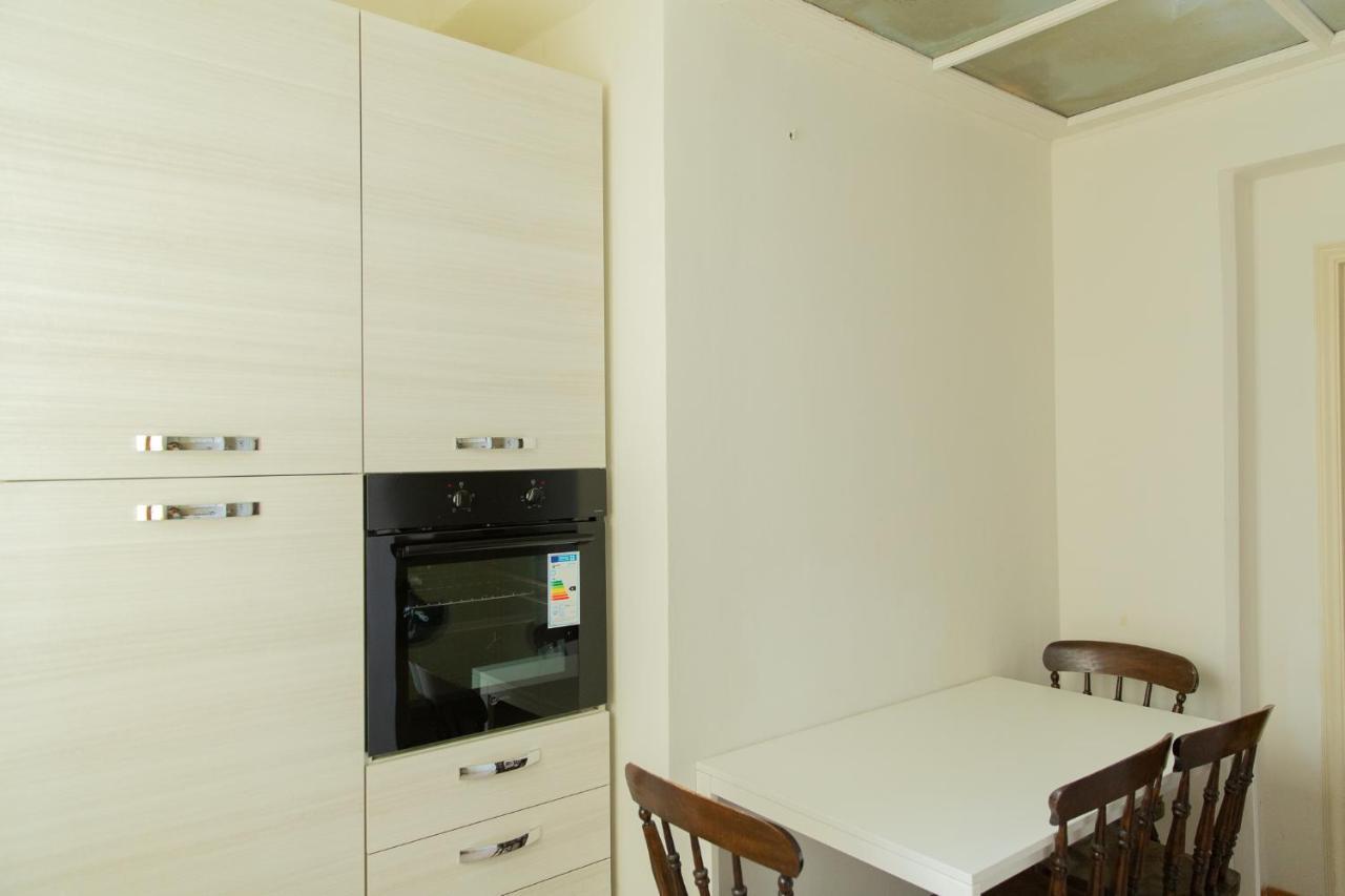 Strategic 2Br Apartment 佛罗伦萨 外观 照片